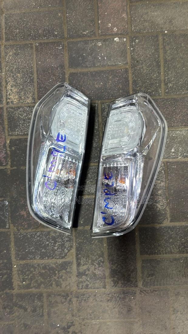 Nissan Days Roox Taillight (Clear)
