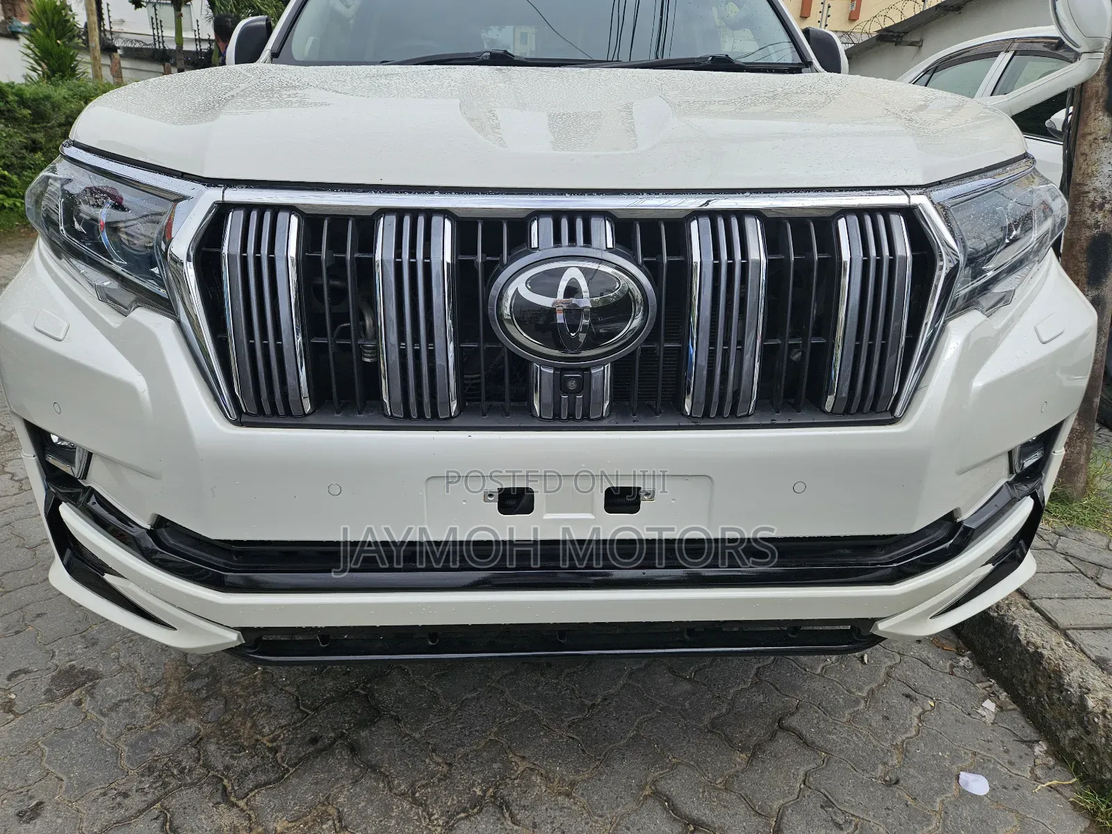 Toyota Land Cruiser Prado 2018 White