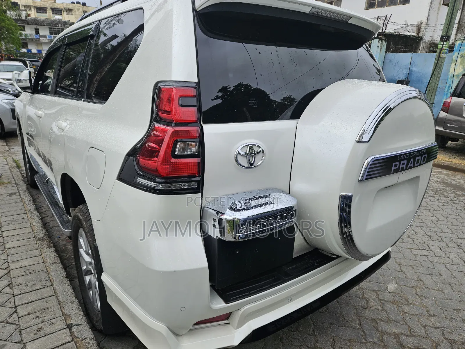 Toyota Land Cruiser Prado 2018 White