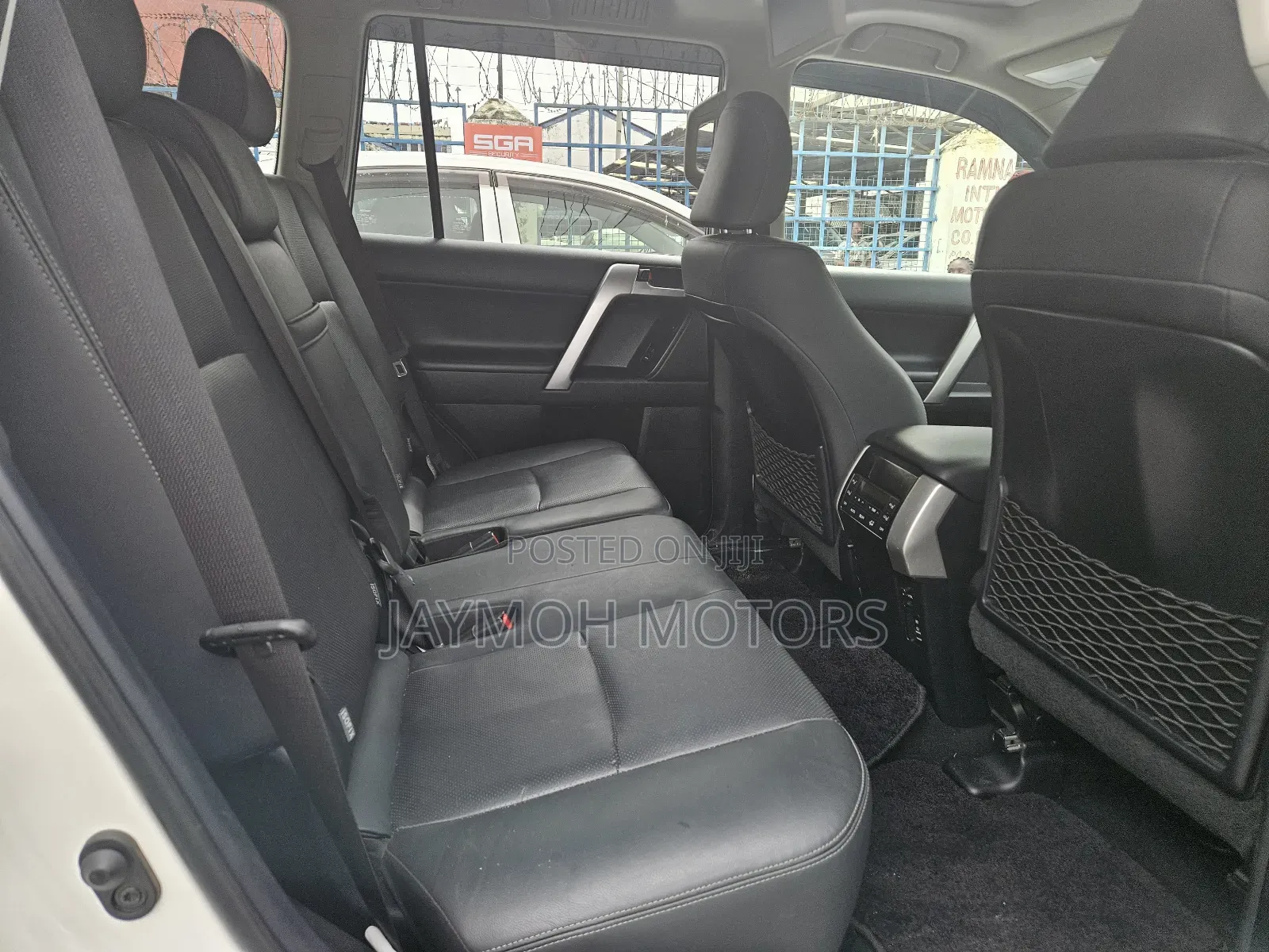 Toyota Land Cruiser Prado 2018 White