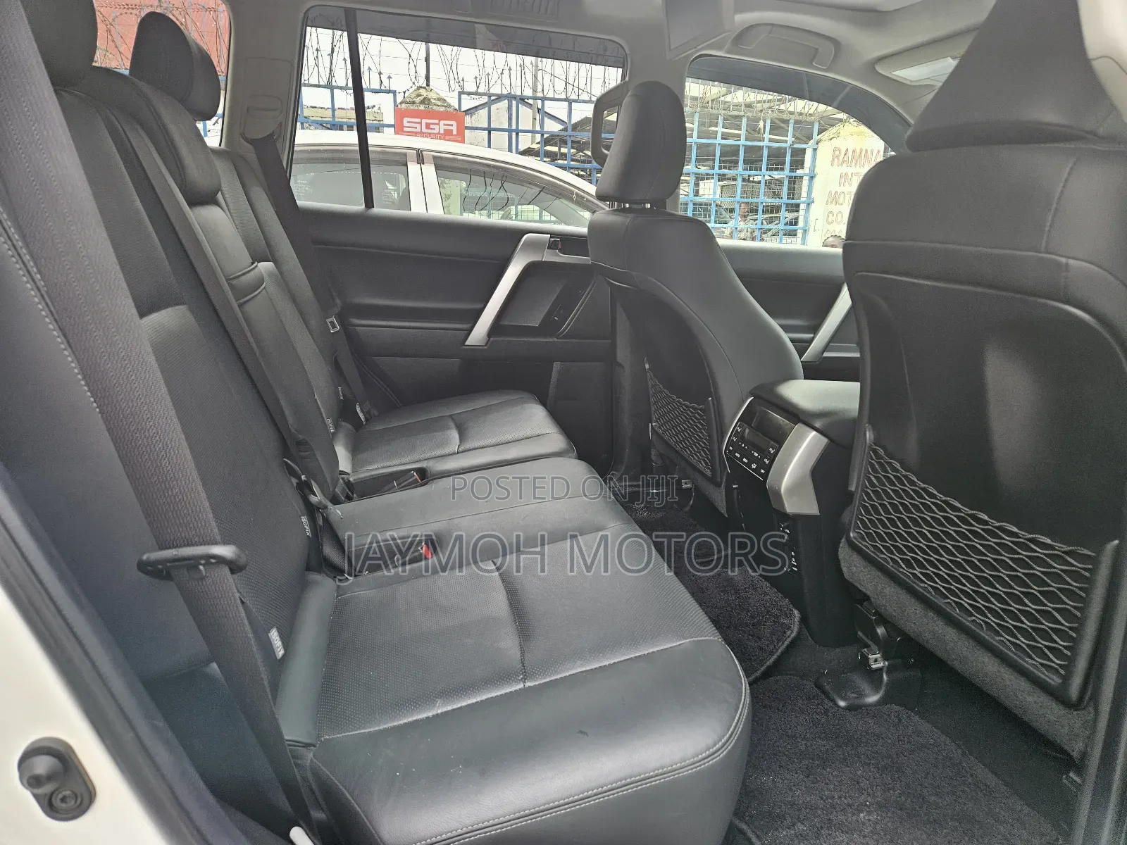 Toyota Land Cruiser Prado 2018 White