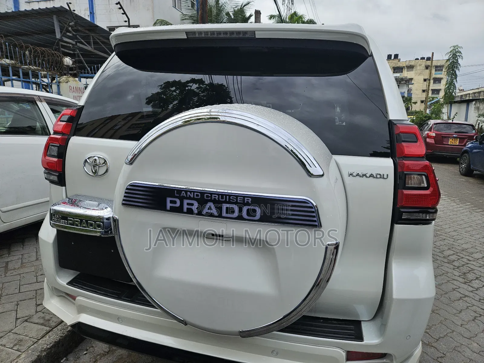 Toyota Land Cruiser Prado 2018 White