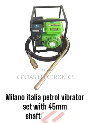 Milano Italia Petrol Concrete Vibrator With 45mm Poker Shaft