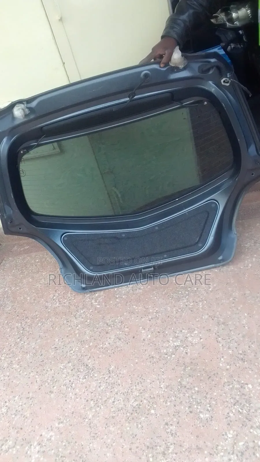 Rear Gate Mazda Demio De3fs