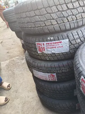 235/60r18 Zextour