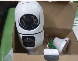 V380 Pro 2.0mp CCTV 360 Degree PTZ Light Bulb Camera
