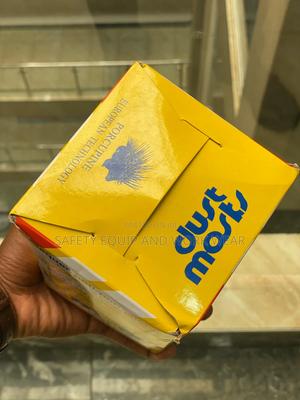 Dust Mask With A Nose Clip - thumbnail 2