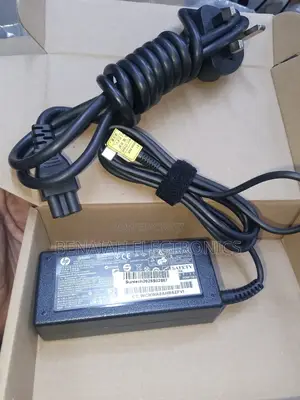 Hp Laptop Original Adapter (65 Watts)