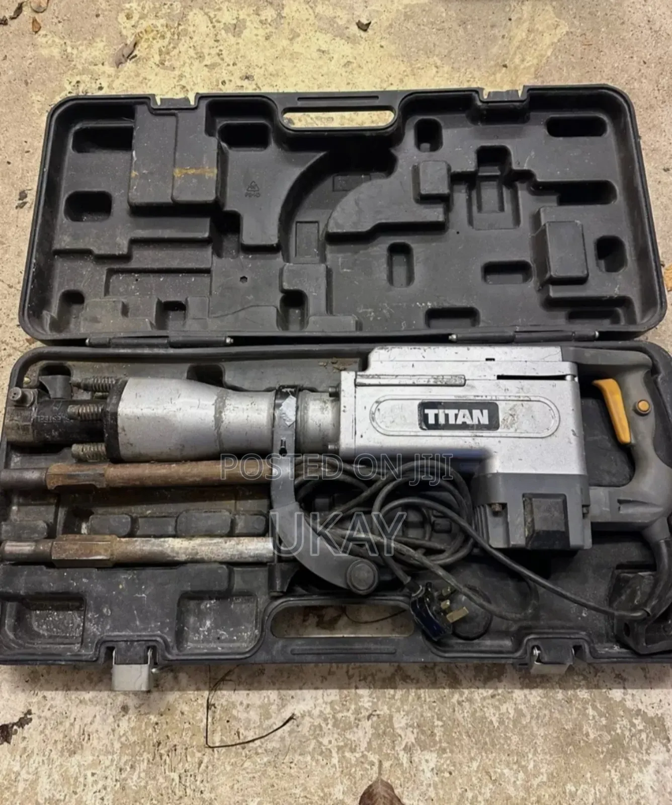 Uk- Titan Ttb280drh Breaker.