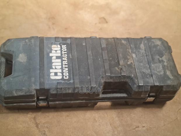 Uk- Clarke Contractor Demolition Hammer. - thumbnail 6