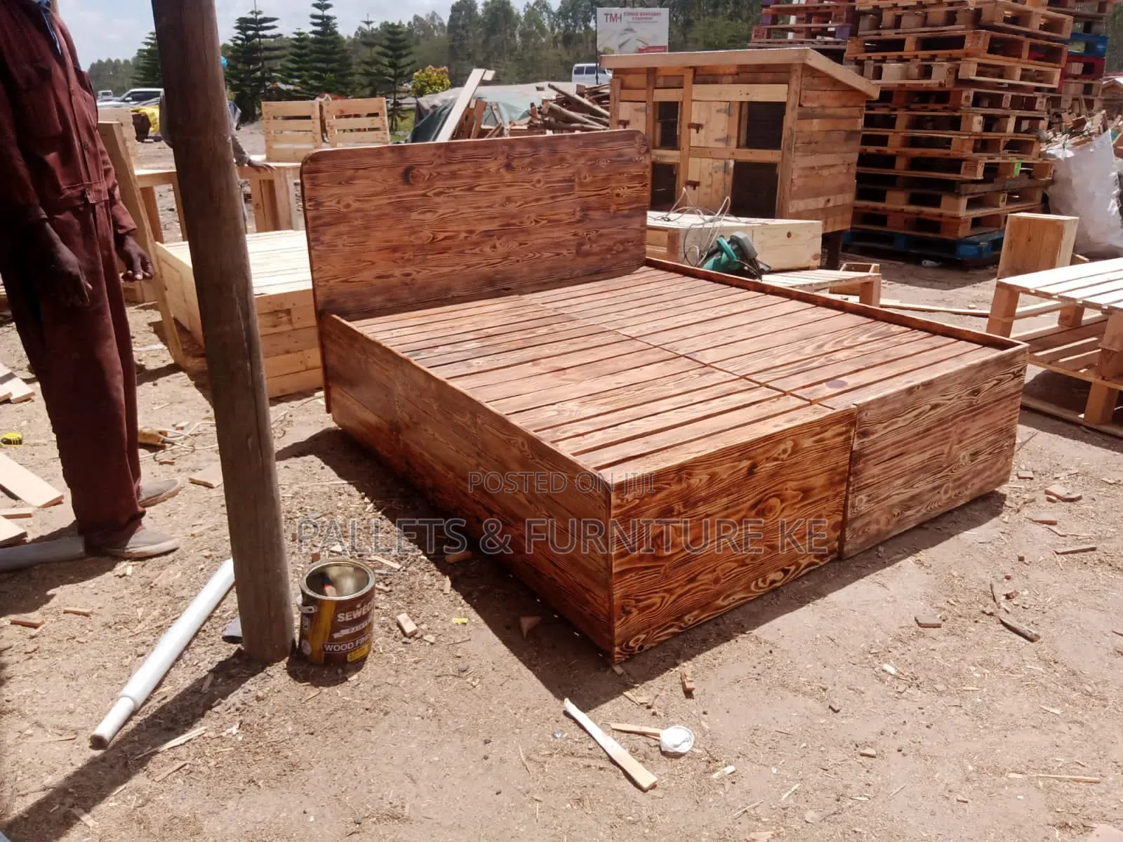 Pallets Bed