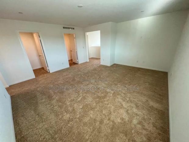 Quintessential Wall to Wall Capet Floors Game Changer - main view