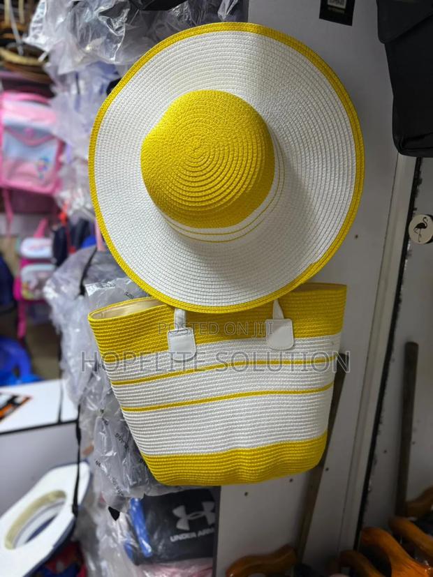 Straw Bags Available - thumbnail 3