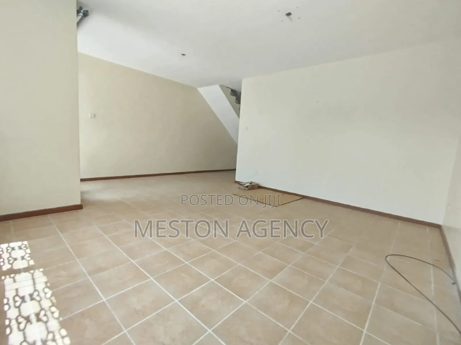 5bdrm Maisonette in Parkview Estate, South C for sale