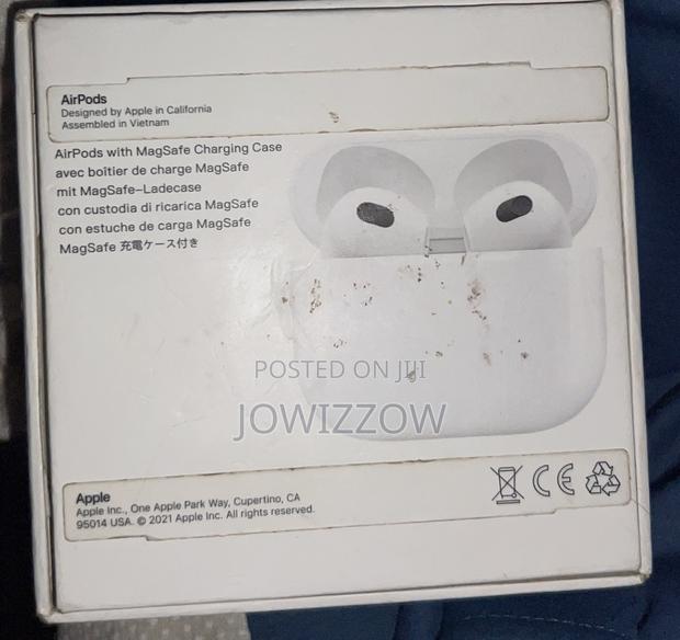 Apple Airpods Series 4 - thumbnail 3