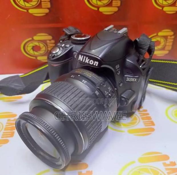 Nikon D3100 With Movie Mode - main view