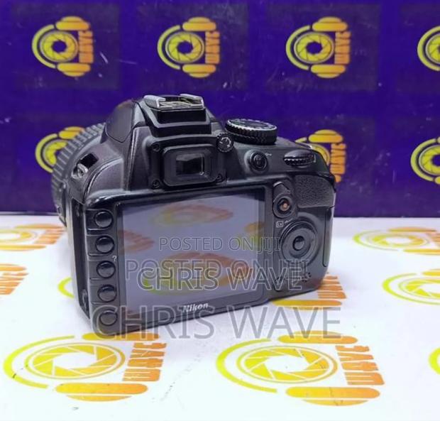 Nikon D3100 With Movie Mode - thumbnail 4