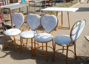 Salon Hearts Seats With Metal Frame.