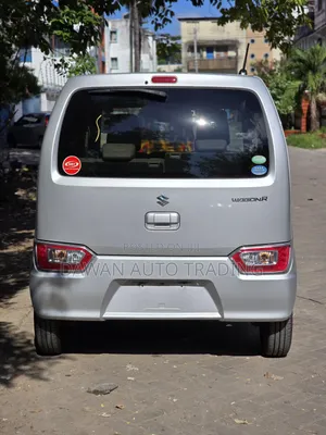 Suzuki Wagon R 2018 Silver