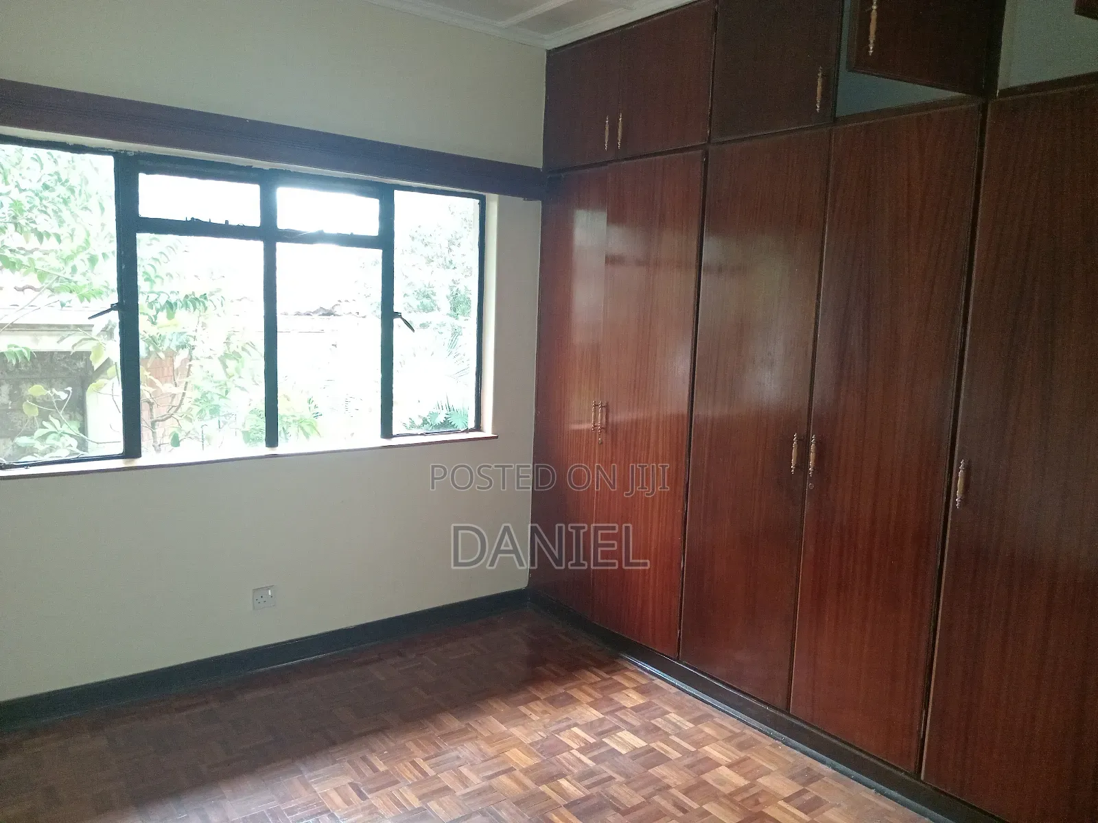 2bdrm Apartment in Riverside Drive for sale