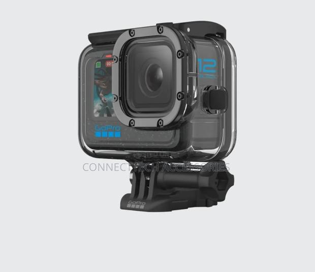 Protective Housing
Waterproof Dive + Camera Protection - thumbnail 2