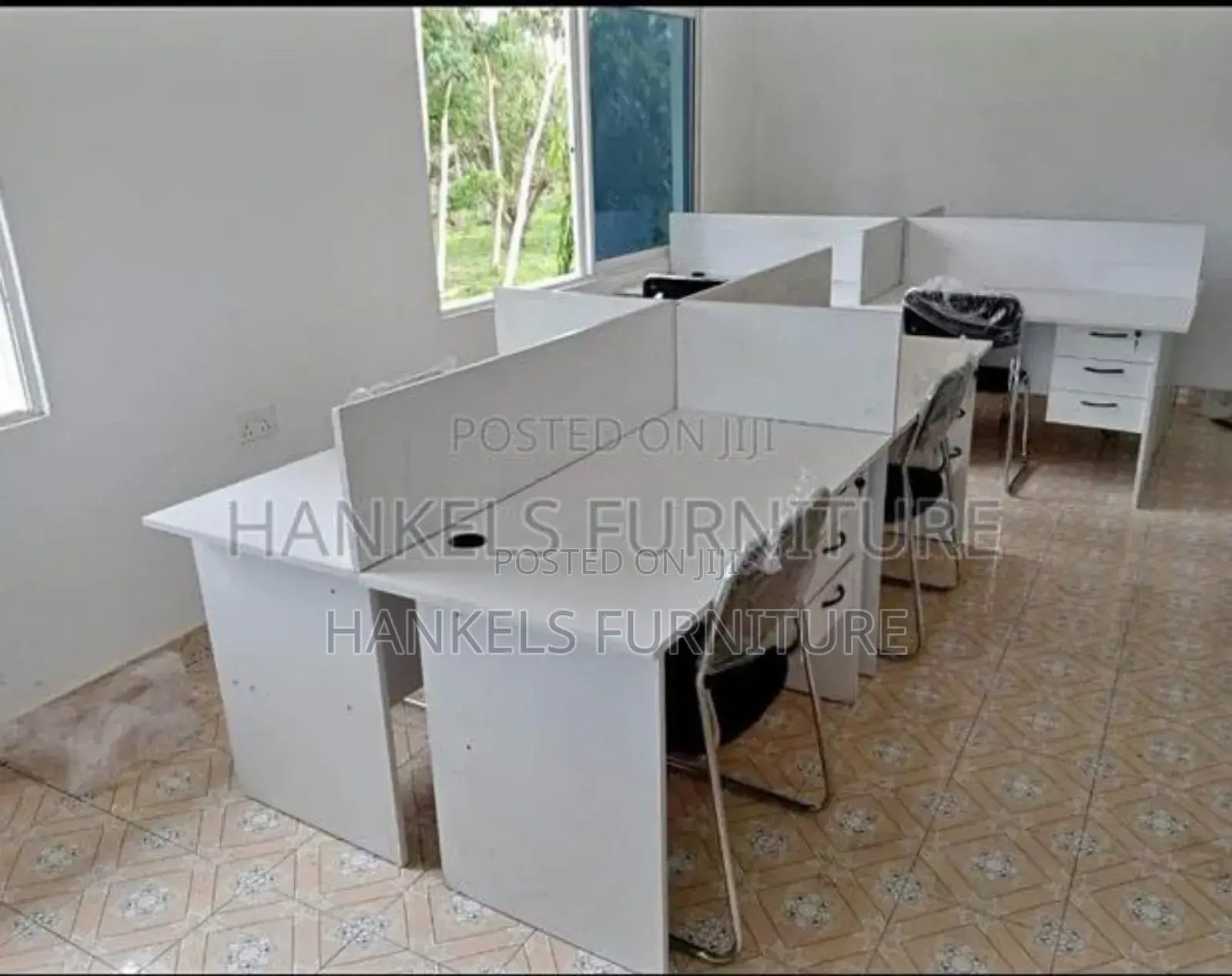 Affordable Executive Four-way Home/Office Workstation.