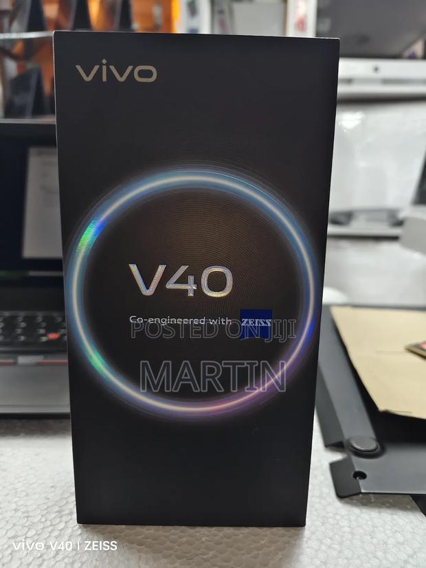 Vivo V40 5G 256 GB White - thumbnail 3
