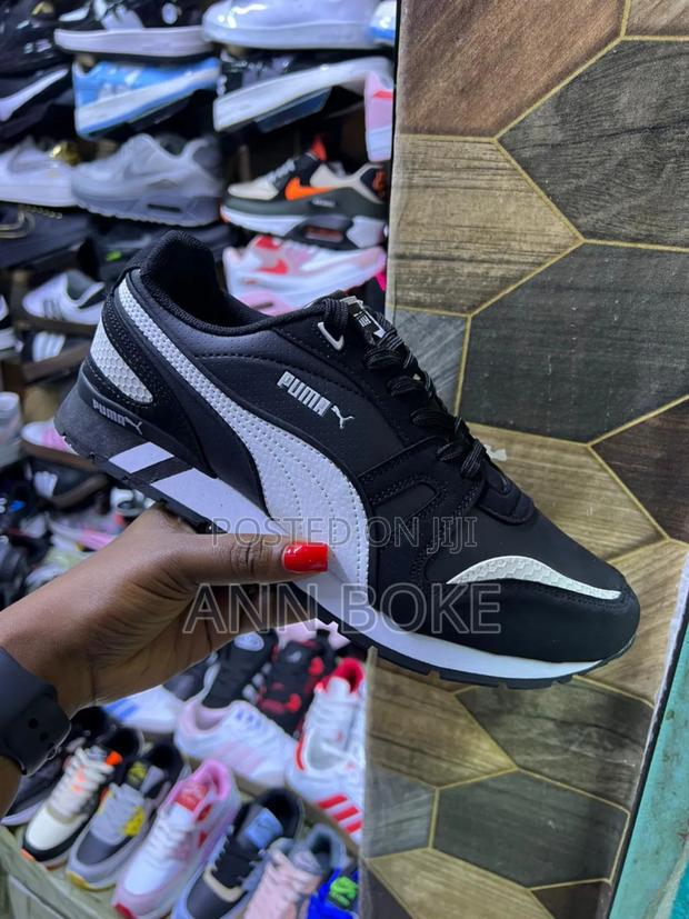 Puma Sneakers  
Quality 
Sizes (40/41/42/43/44/45)