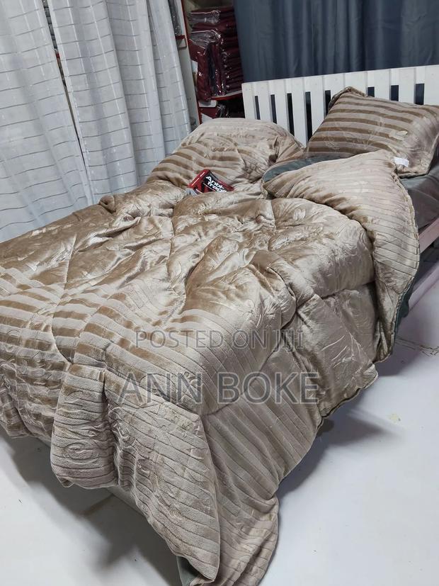 Super Soft Duvet , Bedsheet , Two Pillowcases , 6*7 at 4500 - thumbnail 4