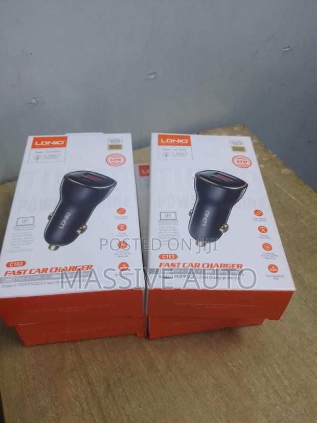 Type C Fast Charger/ Fast Car Charger With Type C Cables - main view