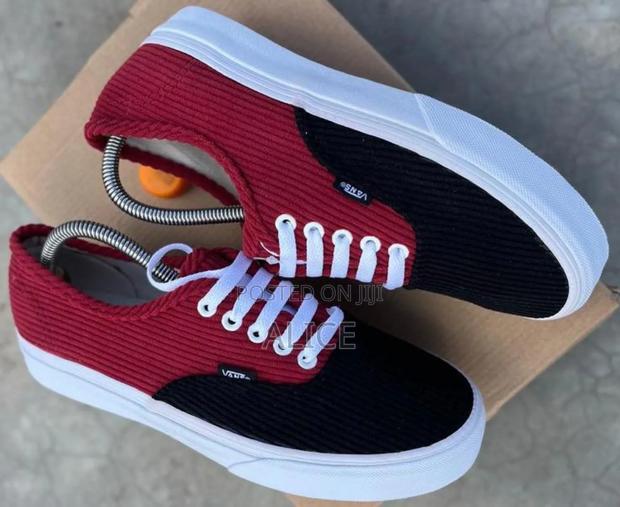 Velvet Vans - main view