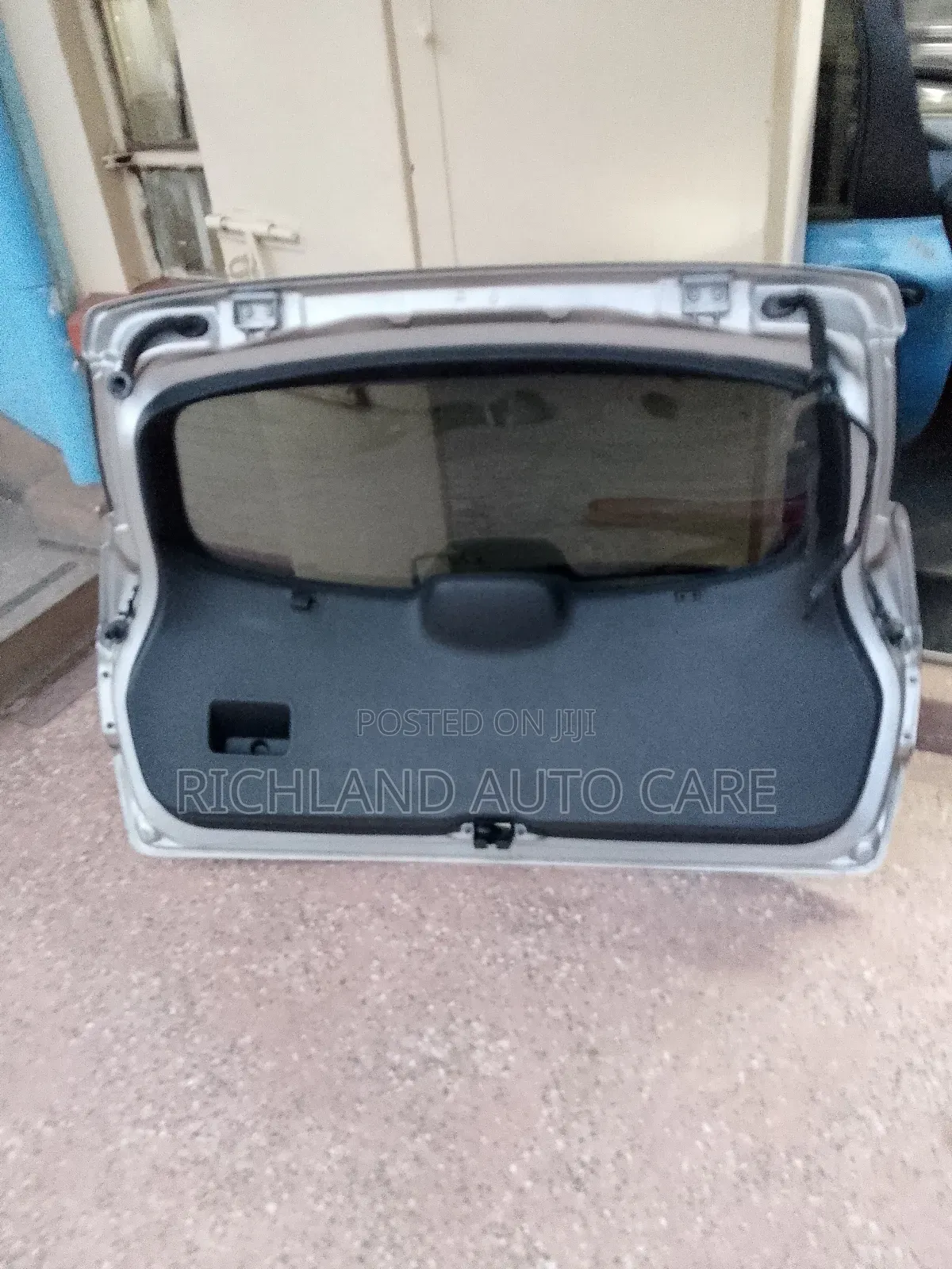 Nissan Dualis Boot
