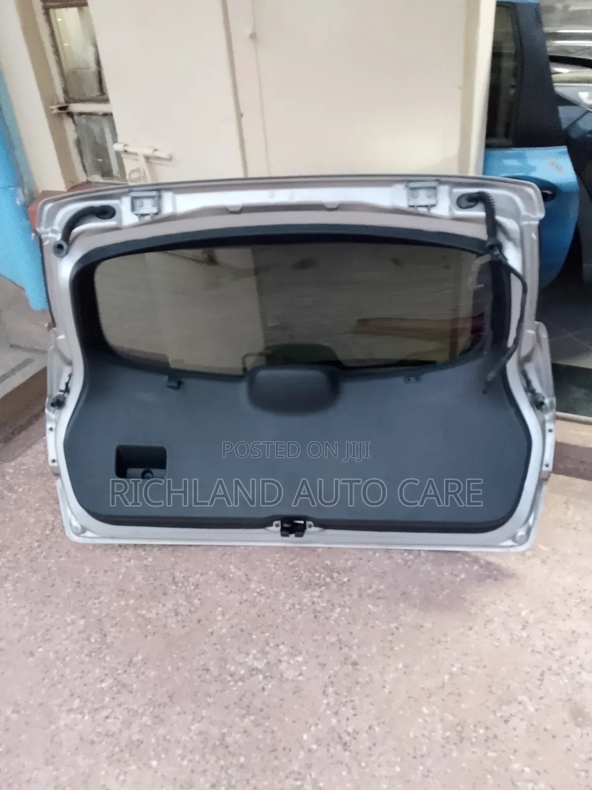 Nissan Dualis Boot