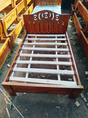 Crazy Deals! Elegant Mahogany Beds - 4by6 + Free Delivery.