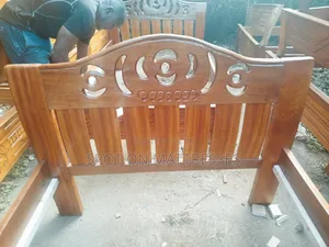 4by6 Mahogany Beds - Brand New And Strong!