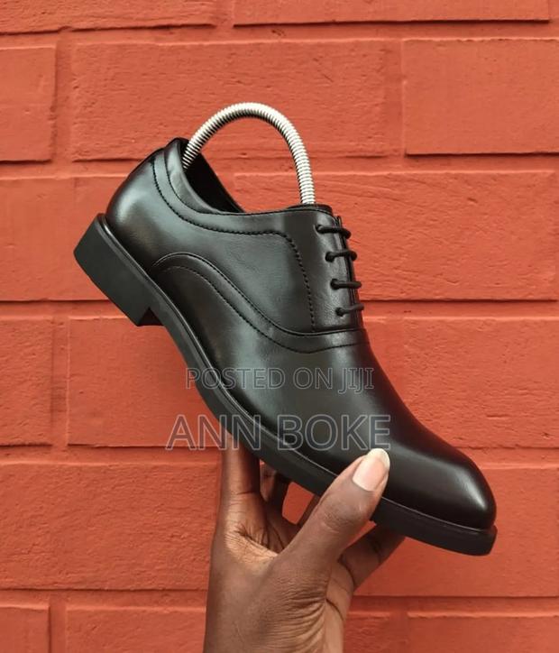 Official Restocked Size 39-45 at 3000 - thumbnail 2