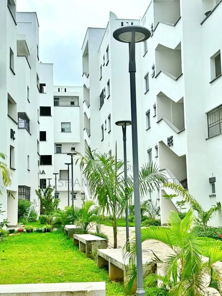 1 BDRM Msa CBD Aircon,Wifi,Pool,Gym,Washer,Hot Water