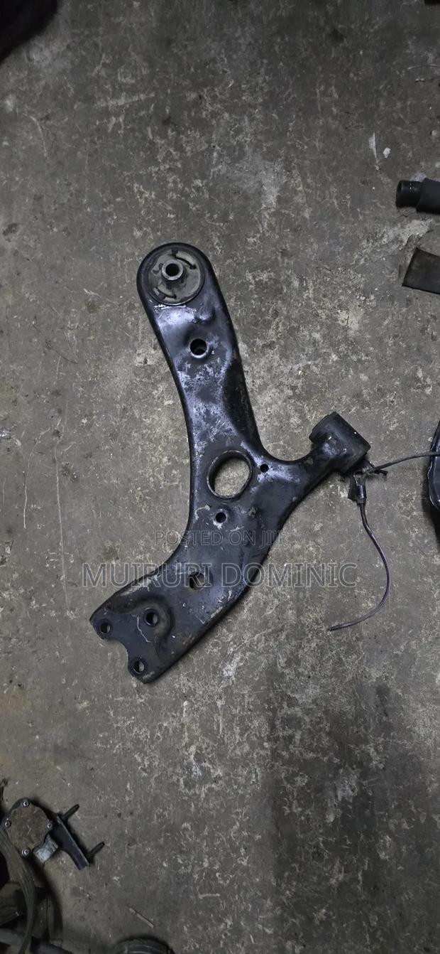 Control Arm Auris - thumbnail 2
