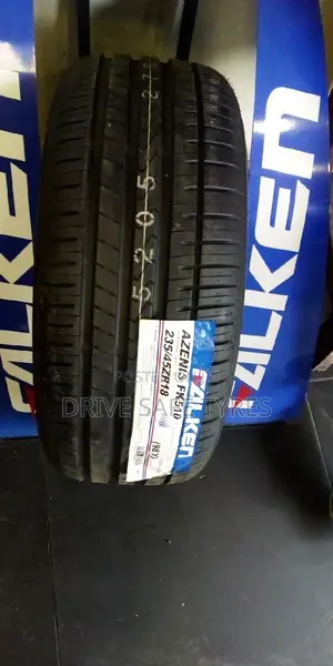 234/45 R18 Falken Tyre