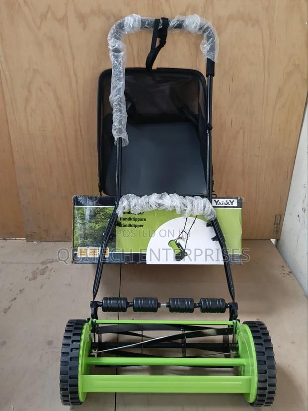 Manual Lown Mower/Manual Grass Cutter Machine - main view