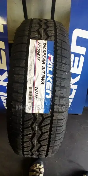 225/65 R17 Falken Tyre