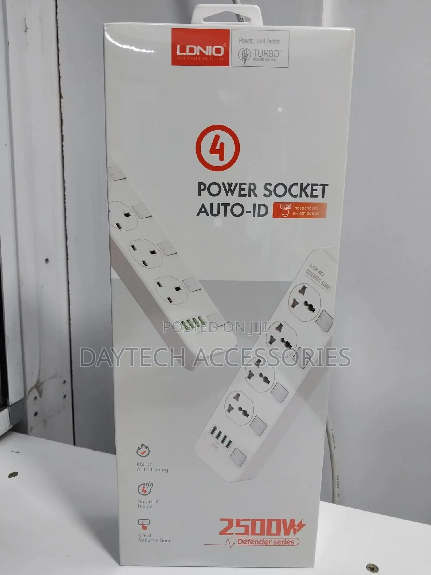 Ldnio Sc4408 Power Strip 4 Outlets With Individual Switches