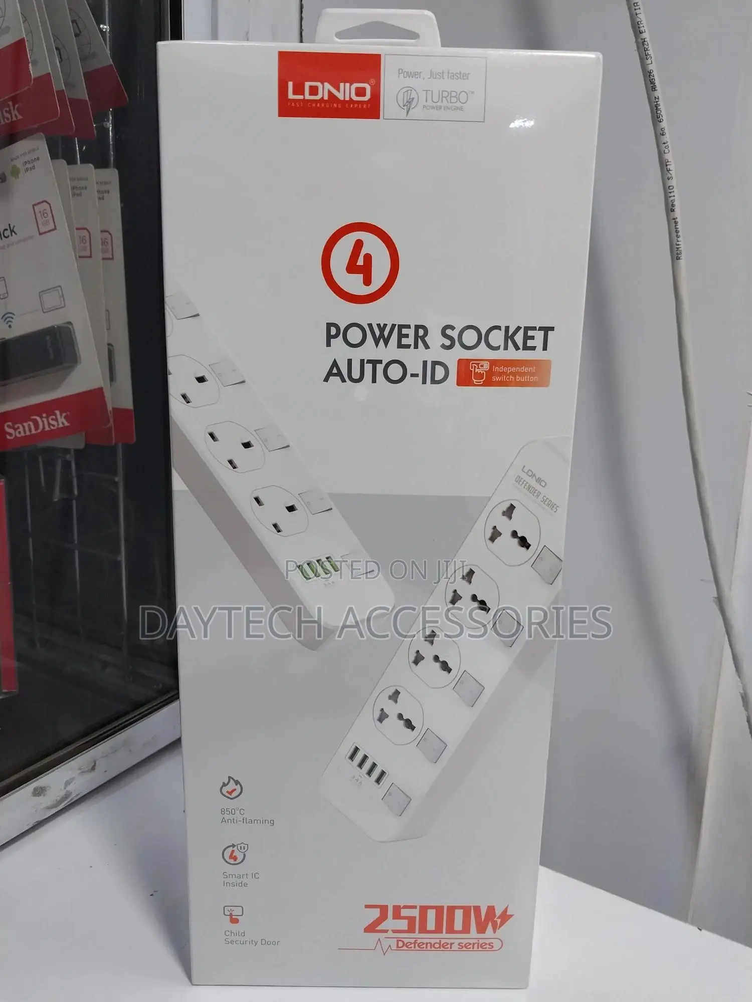 Ldnio Sc4408 Power Strip 4 Outlets With Individual Switches