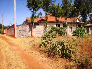 100x100 Plot in Ondiri Kikuyu Kiambu County for Sale.