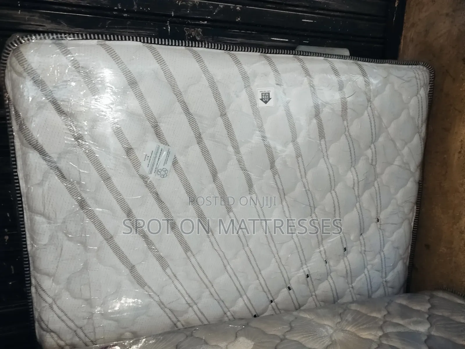 Clearance Sale! 4by6 Spring Mattresses + Free Delivery.