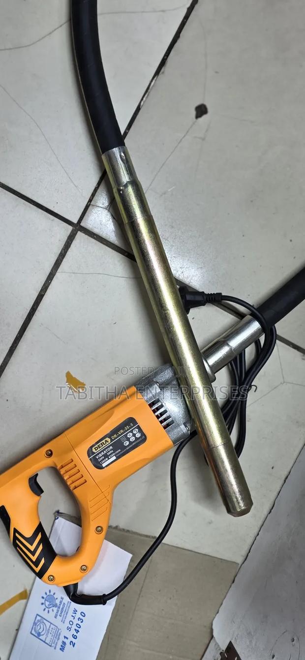 Electric  Concrete Vibrator