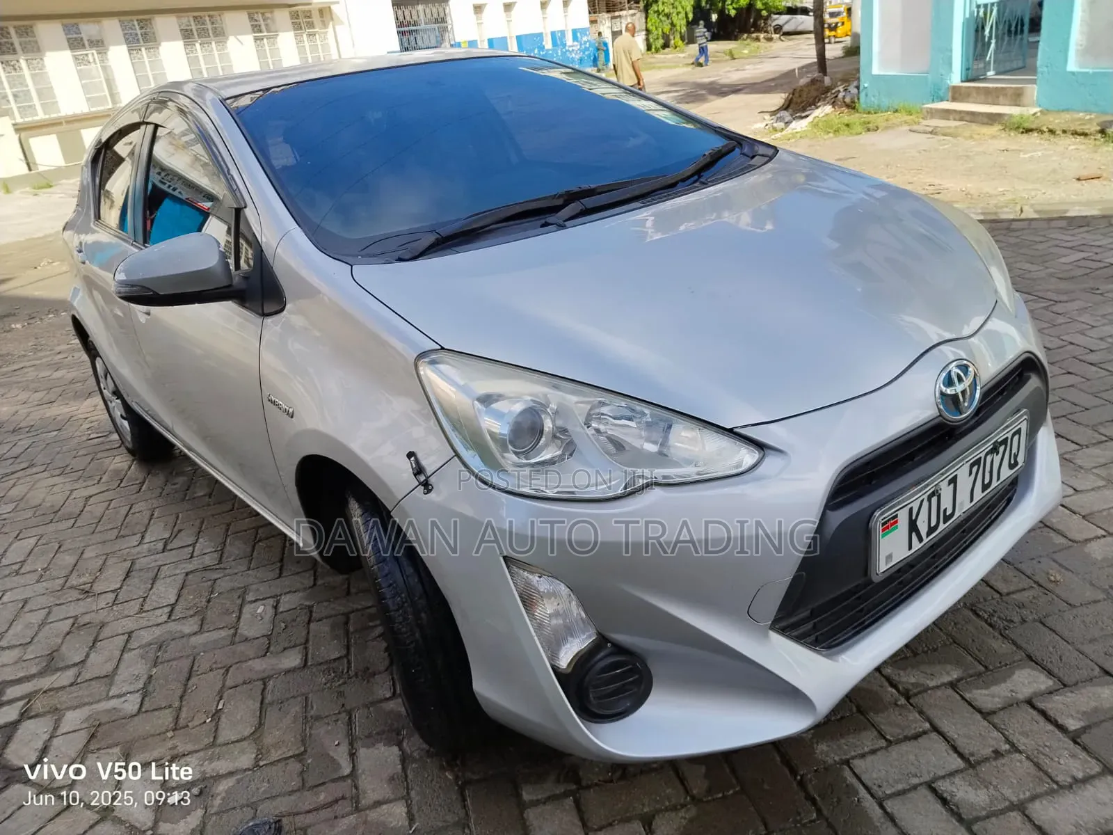 Toyota Aqua 2016 Silver
