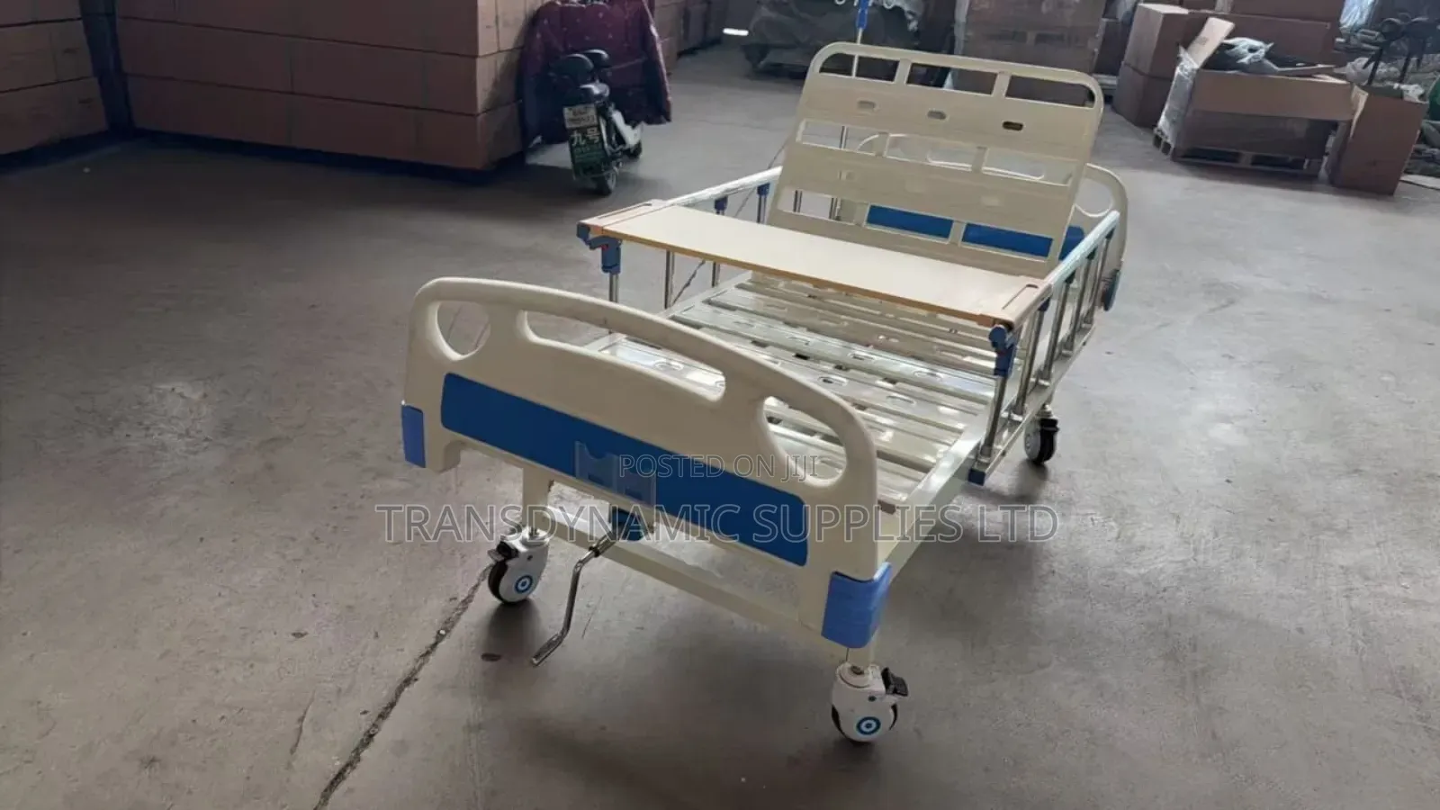 Single Crank Hospital Bed Without Matress