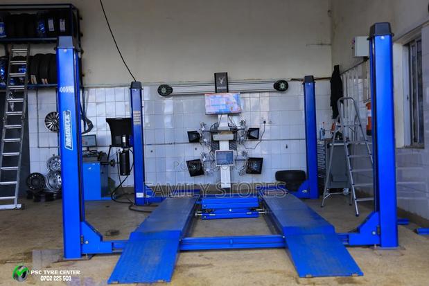 Four Post Heavy Duty 4000kg With Wheel Alignment.