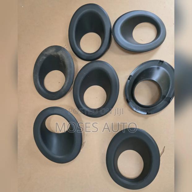 Probox/ Succeed Foglight Covers - main view